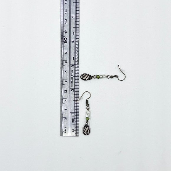 🎀HP🎀 New / Hand Crafted - Antiqued Gold Tone Watermelon Seed Fishhook Earrings - Picture 4 of 5